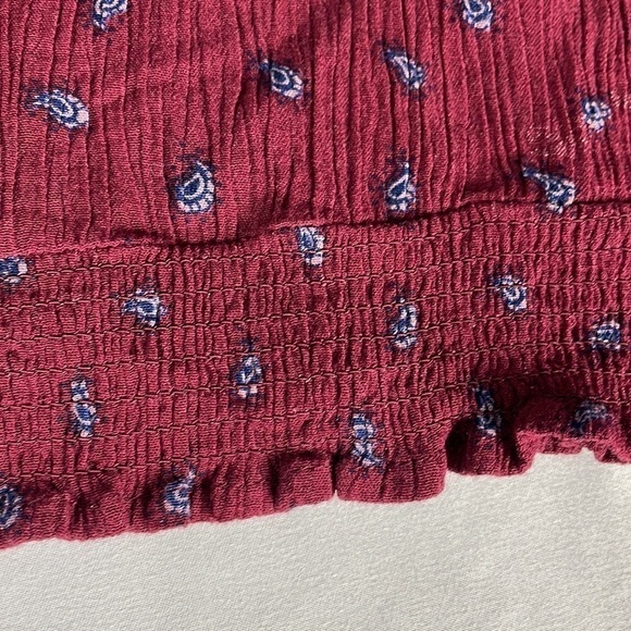 MAURICES Spaghetti Strap Blouse 100% Rayon Burgundy and Navy Blue Pattern - Picture 8 of 9